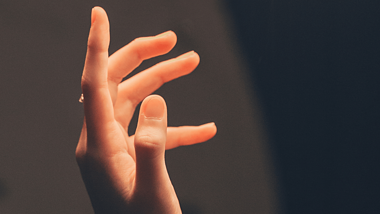Hand: Inserting Two Fingers